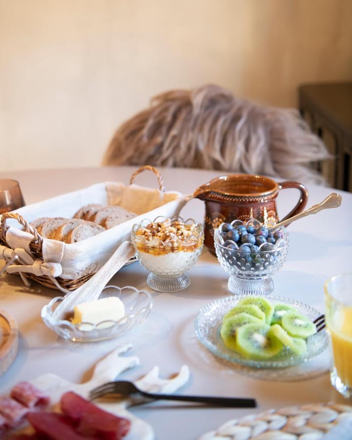 Casa Pasch - Boutique Bed And Breakfast In Cumpadials Sumvitg ภายนอก รูปภาพ
